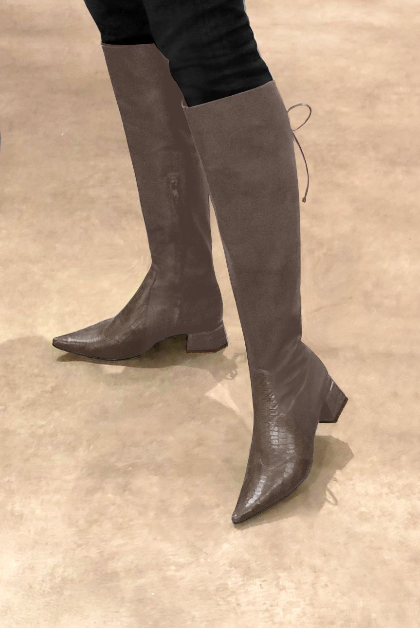 Taupe brown women's knee-high boots, with laces at the back. Pointed toe. Low flare heels. Made to measure. Worn view - Florence KOOIJMAN